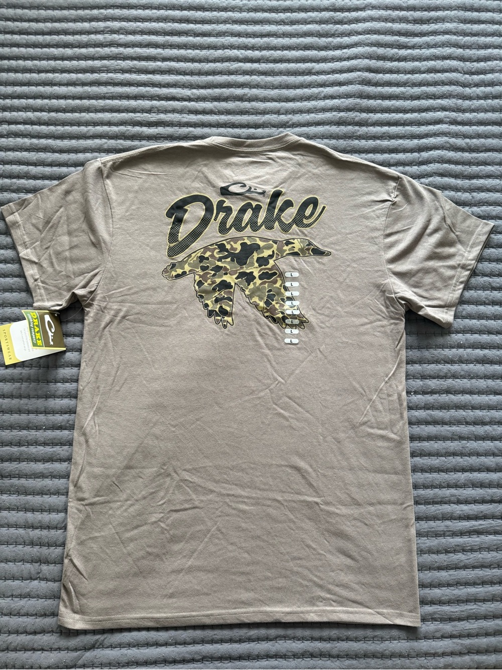 Drake Short-Sleeve Graphic Tee - Tan with Camo Platypus